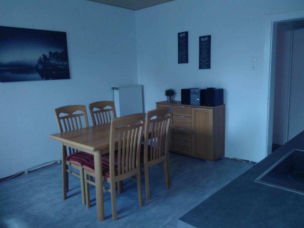 Ruhige Wohnung Zentrumsnah Pirmasens Luaran gambar